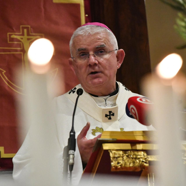 Nadbiskup Mate Uzinić