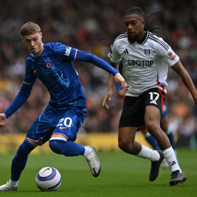 Cole Palmer, Alex Iwobi