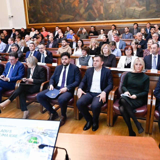 Hrvatska gospodarska komora.
Konferencija ‘U skladu s pravilima igre‘: Tehnicka uskladjenost i financiranje izgradnje sportskih objekata u organizaciji Hrvatske gospodarske komore i Hrvatskog olimpijskog odbora