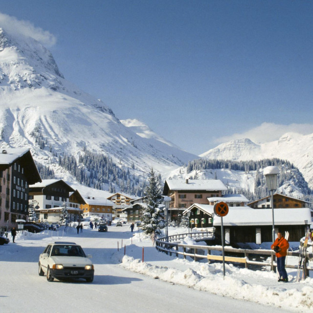 Skijaški resort u Lechu, ilustracija