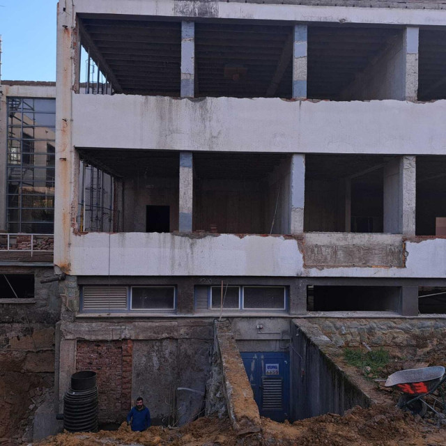 Cjelovita obnova Osnovne škole Ivana Gorana Kovačića i XVIII. gimnazije.