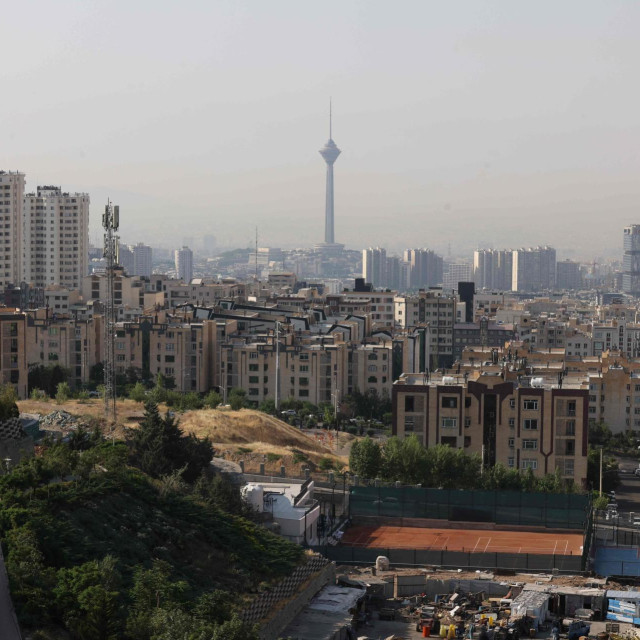 Panorama Teherana (arhivska fotografija)