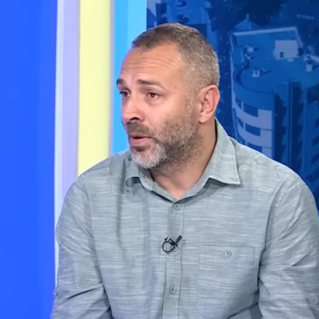 Istraživački novinar Avdo Avdić