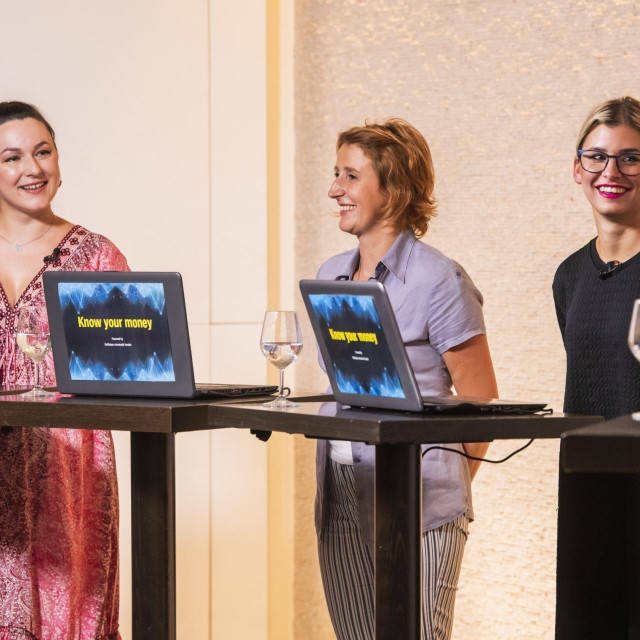 -JL Native- Zagreb, 270824. Kviz znanja iz financijske pismenosti, zavrsni event za projekt RMF-a i Hanza Medije - Upoznaj svoj novac/Know your money. Kviz je vodila Iva Sulentic, a natjecale su se: Sandra Sujster, Bruna Gamulin i Tesa Vukobrat.