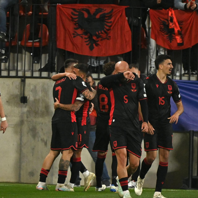 Slavlje nogometaša Albanije