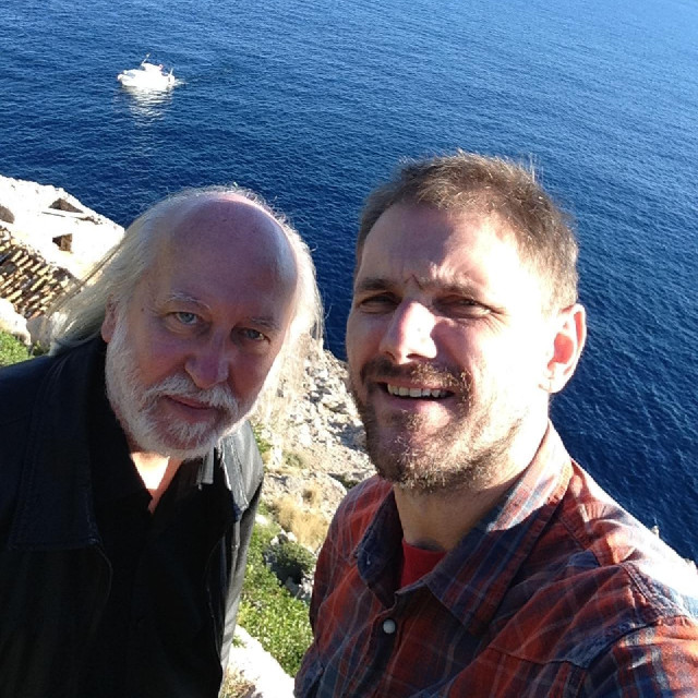 Laszlo i Petar kod Odisejeve špilje na Mljetu