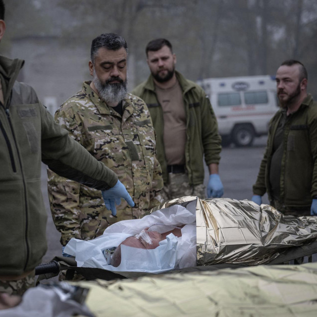 Hospitalizirani ukrajinski vojnik, ilustracija