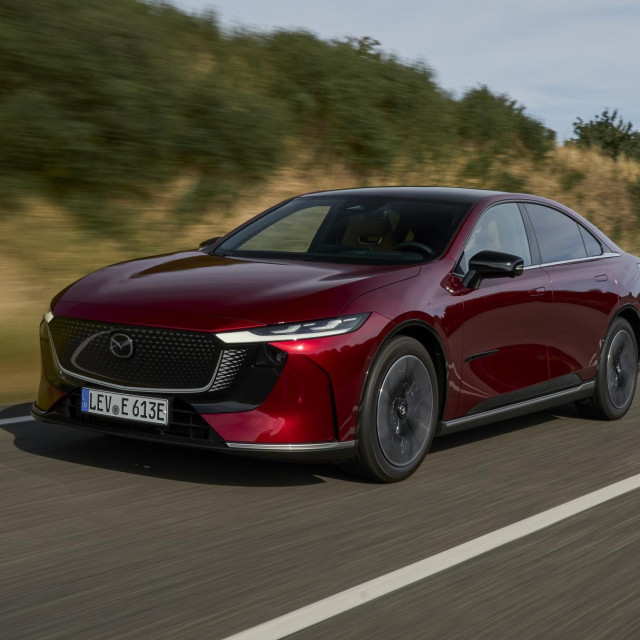 Mazda 6e