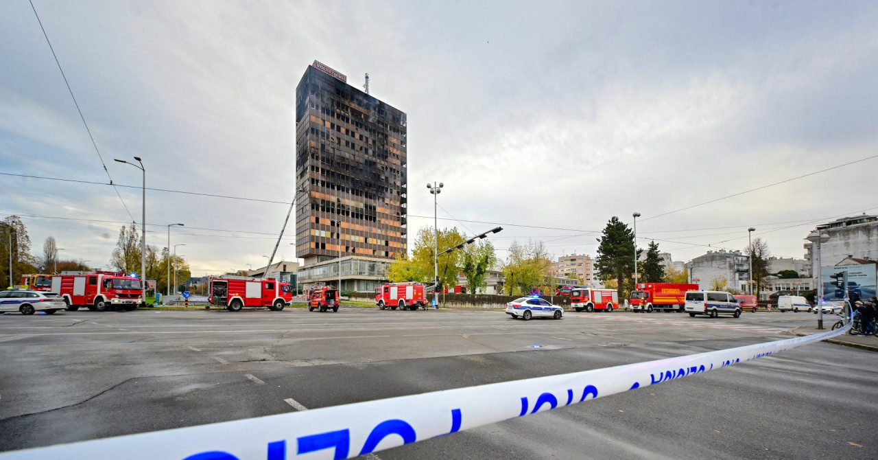 Zatvara se jedna od ključnih prometnica, vatrogasac: ‘Nismo uspjeli sve ugasiti, rekli su nam da odmah napustimo neboder. Tu će sutra biti kaos!‘