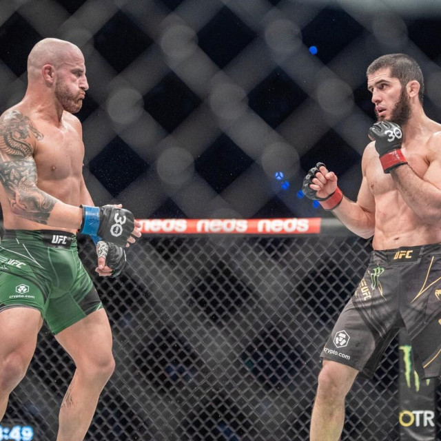 Alexander Volkanovski i Islam Mahačev