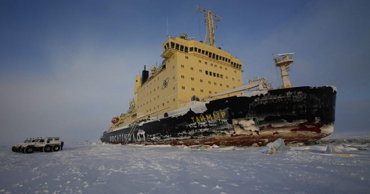 Rusija prvič s polno floto jedrskih ledolomilcev na Severni morski poti