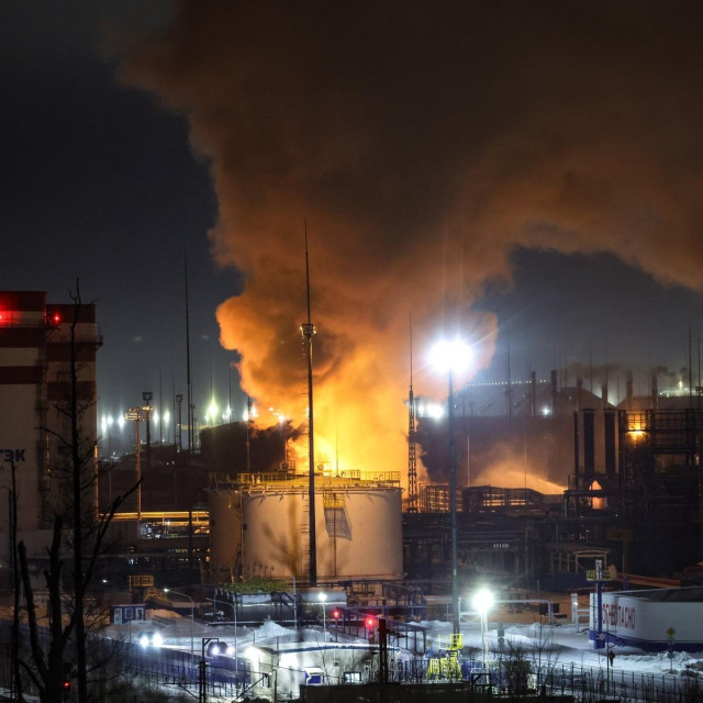 Požar u terminalu Novatek