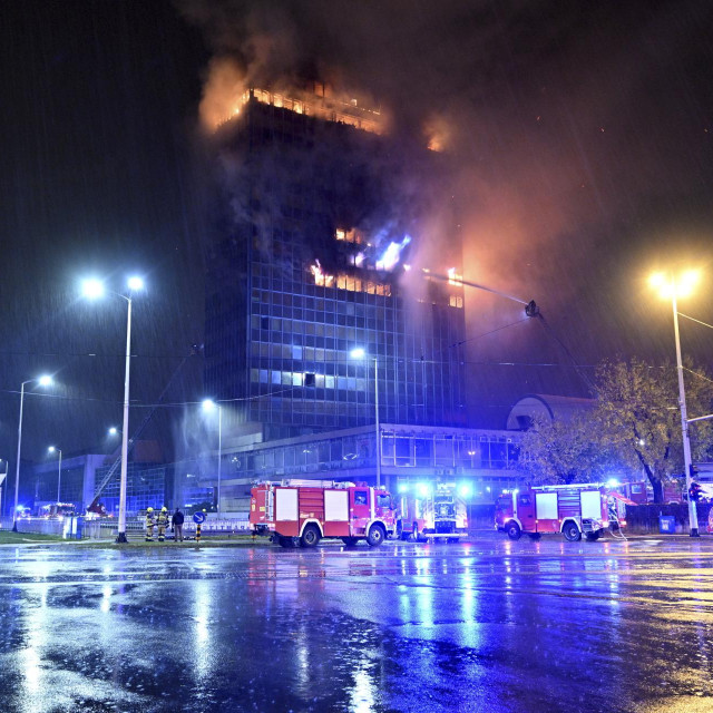 Požar u Vjesnikovom neboderu