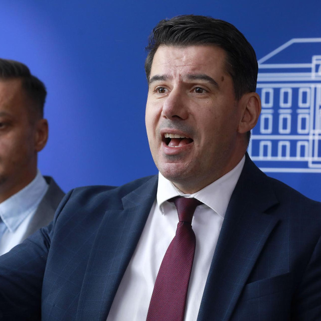 Mostovi zastupnici Ante Kujundžić i Nikola Grmoja