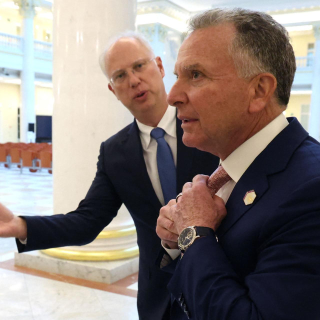 Kiril Dmitrijev i Steve Witkoff na sastanku u Saint Peterburgu u travnju