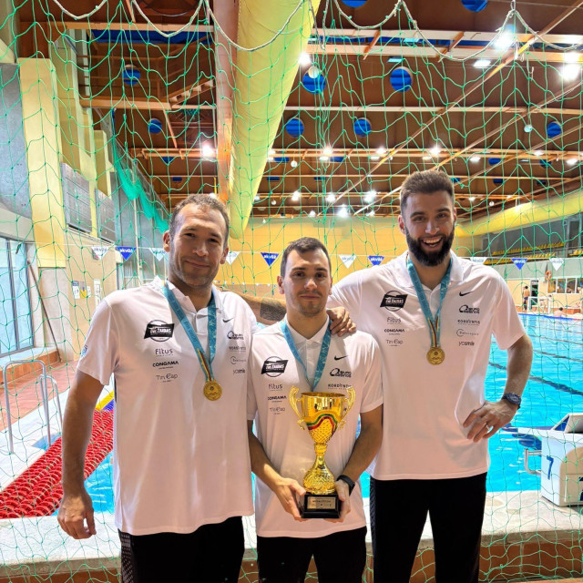 Ivan Krapić, Marin Vrdoljak i Marko Jelača (s lijeva) - osvajači Litavskog vaterpolskog kupa