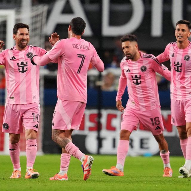 Lionel Messi, Rodrigo De Paul, Jordi Alba i Tadeo Allende