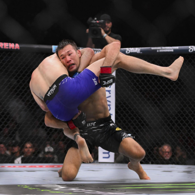 Šavkat Rahmonov i Ian Garry