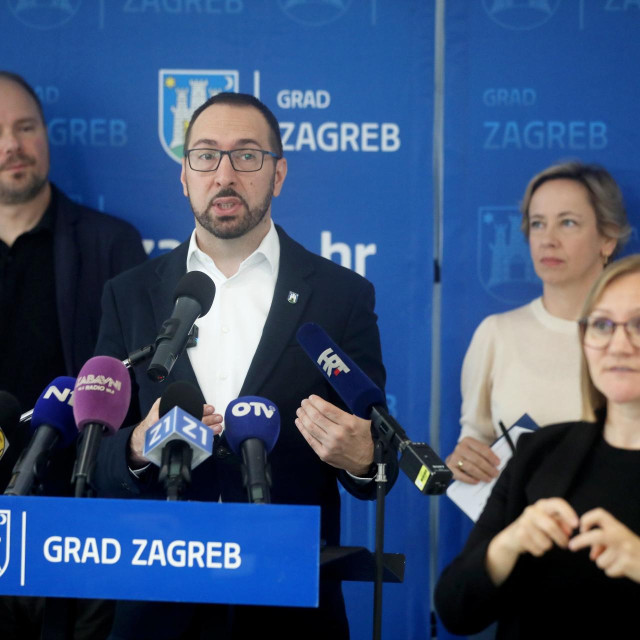 Gradonacelnik Grada Zagreba Tomislav Tomašević i zamjenici.