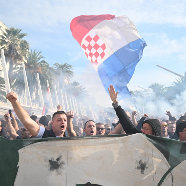 Prosvjed Torcide na Rivi
 