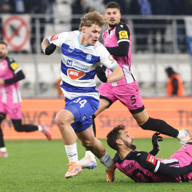 Osijek - Lokomotiva: Anton Matković, Denis Kolinger