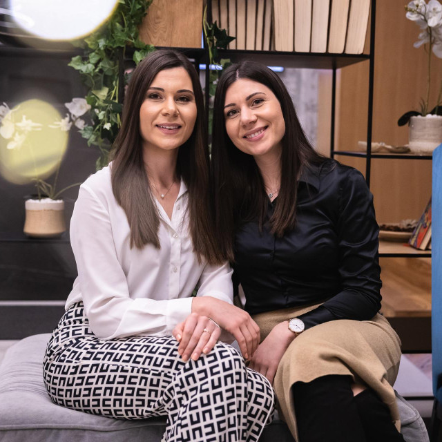 Sara i Glorija Peranić