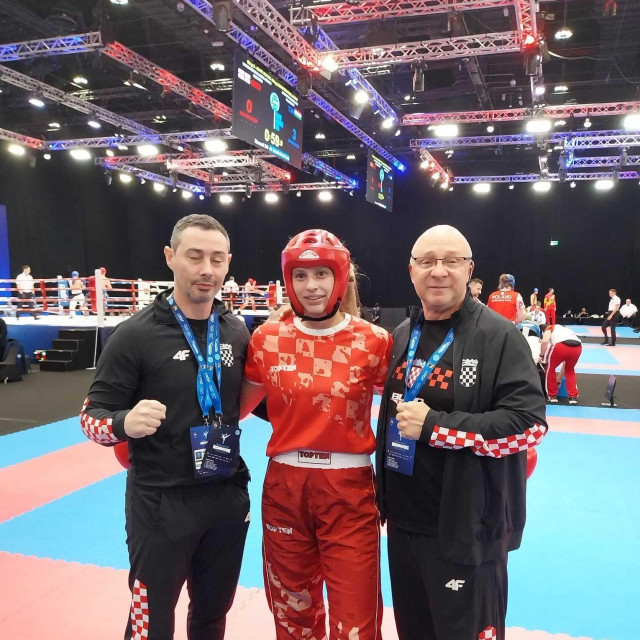 Elizabeta Crnković s trenerima Edijem Viškovićem i Vanjom Rehakom