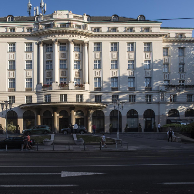 Oleander terasa hotela Esplanade
