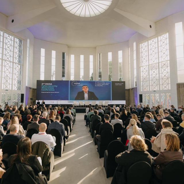 Konferencija Empowering the Human Element