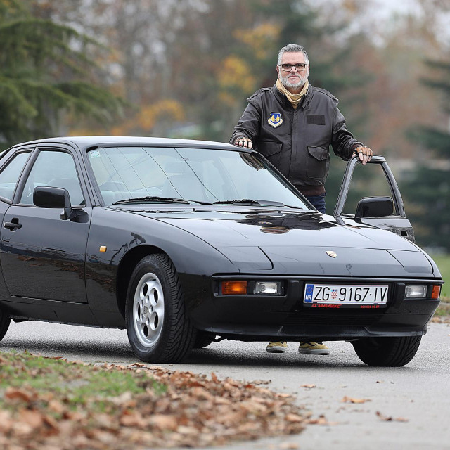 Porsche 924S