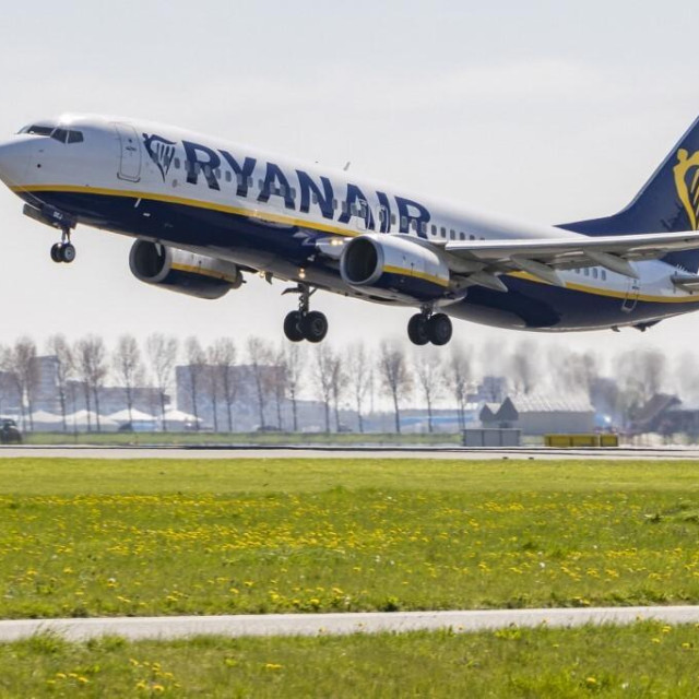 Program je trebao biti ograničen na 250 tisuća putnika,ali su ga ukinuli kad je dosegnuo 55 tisuća