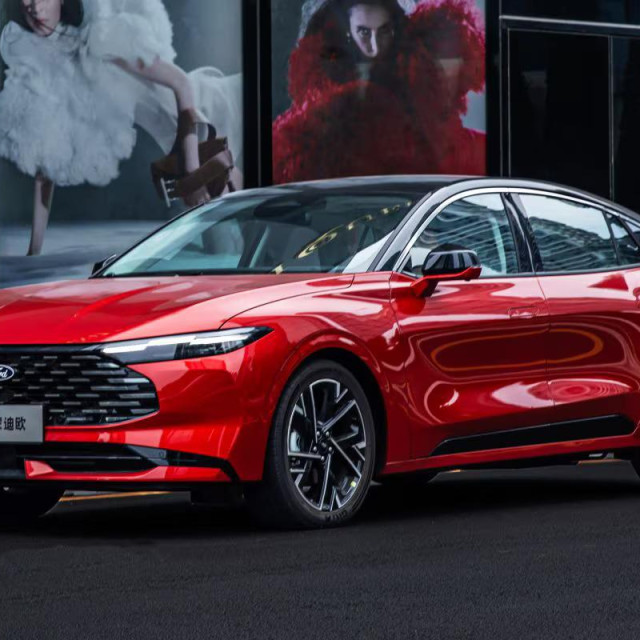 Novi Ford Mondeo za Kinu