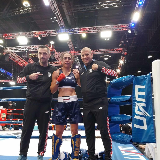 Kickbox SP 2025. Karmela Makelja s trenerima Markom Žajom i Gordanom Vatavukom