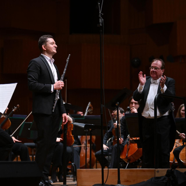 Koncert Zagrebačke filharmonije

Carlo Jans (dirigent), Denis Bouriakov i Matthias Ziegler (flauta)