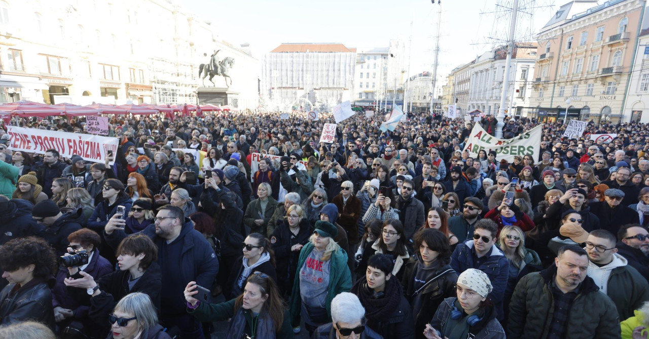 Jutarnji list - Tisuće ljudi na antifašističkim marševima u Zagrebu i Rijeci: 