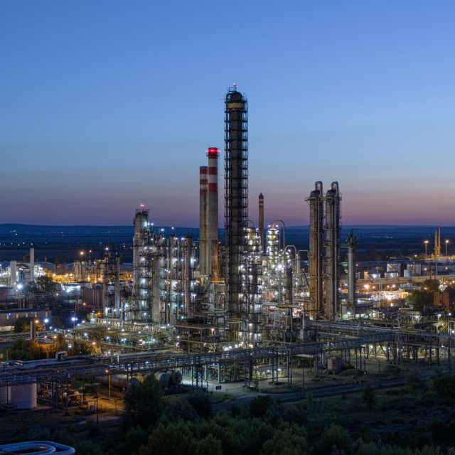 Rafinerija MOL-a u Százhalombatti