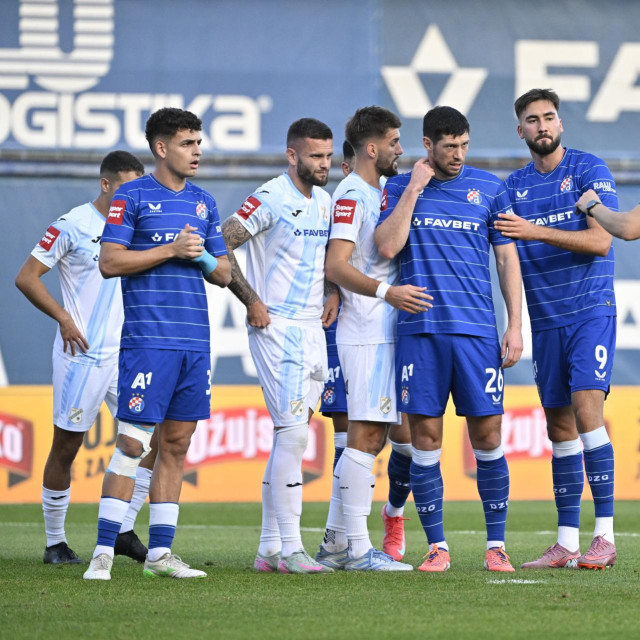 Dinamo - Rijeka: Ante Majstorović, Scott Fraser McKenna, Dion Drena Beljo