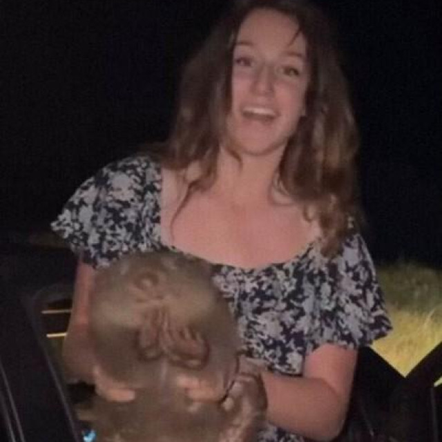 Samantha Strable s vombatom