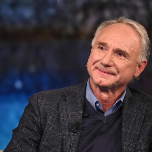 Dan Brown: Svako se jutro budim u 4 i krenem pisati