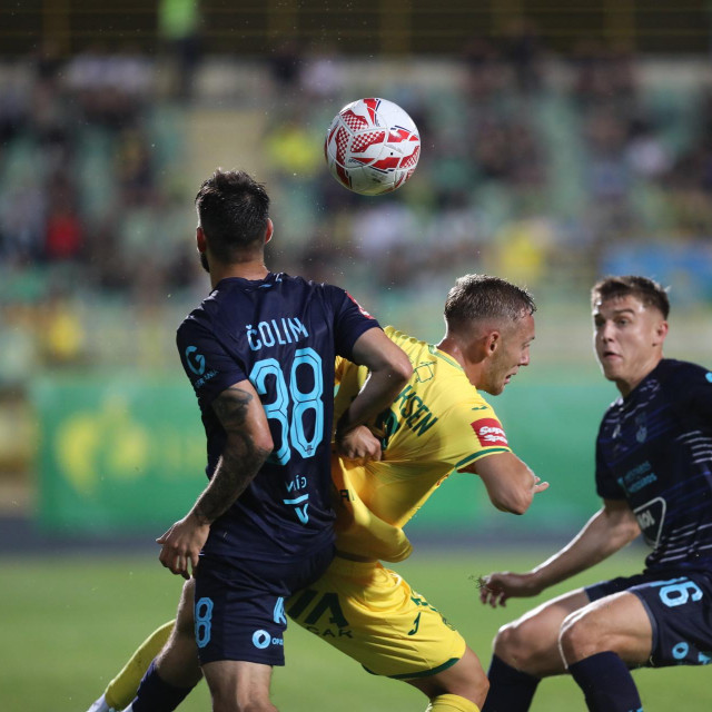 Istra 1961 - Osijek: Emil Frederiksen, Luka Jelenić