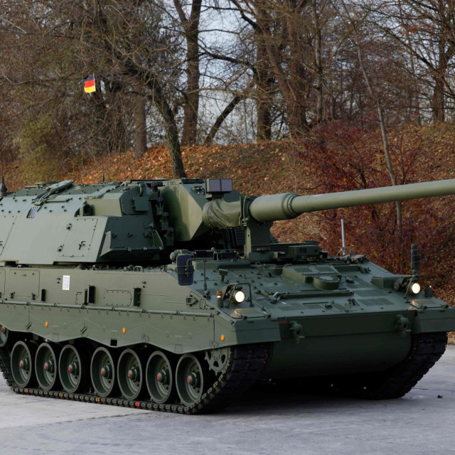 Panzerhaubitze 2000 PzH 2000 koji združeno proizvode KNDS Deutschland i Rheinmetall za Bundeswehr i izvoz