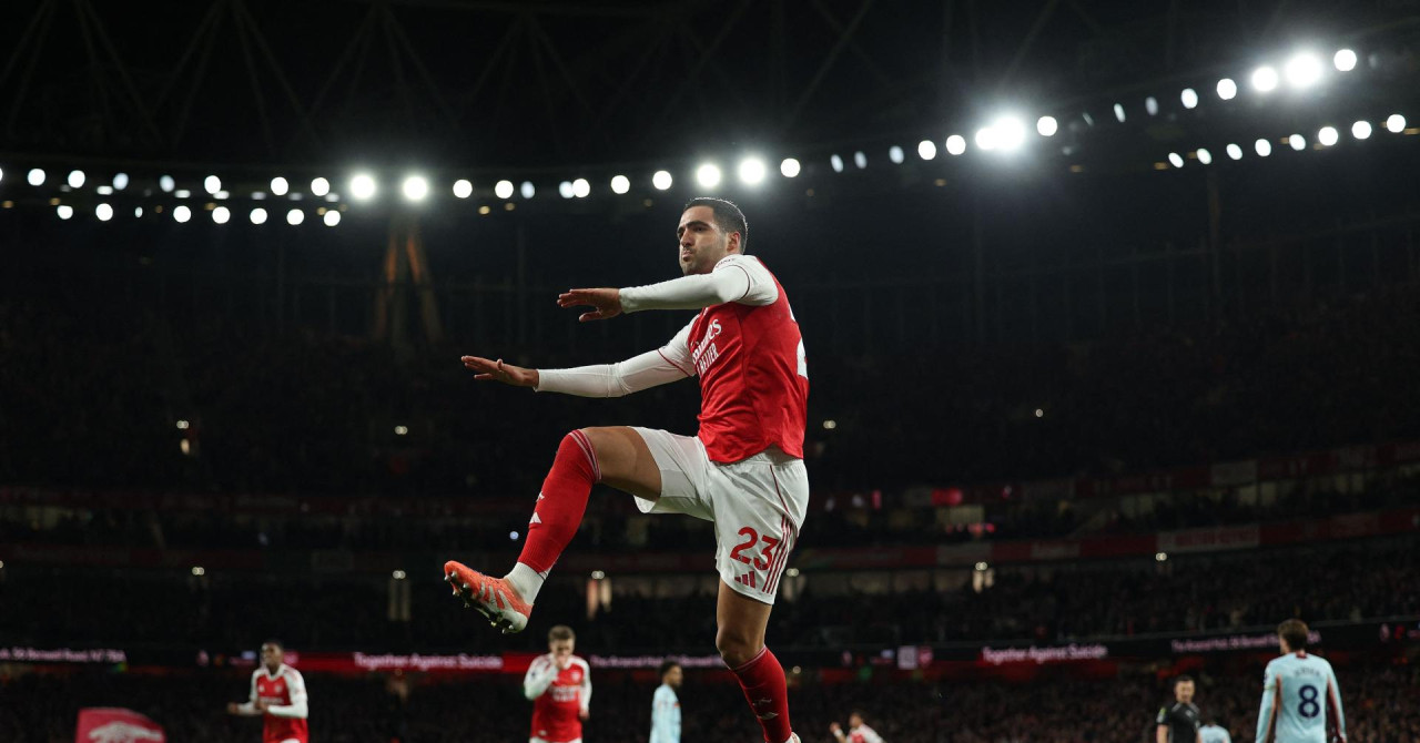 VIDEO: Arsenal novom pobjedom pobjegao Cityju na pet bodova prednosti, Villa u drami preokrenula Brighton