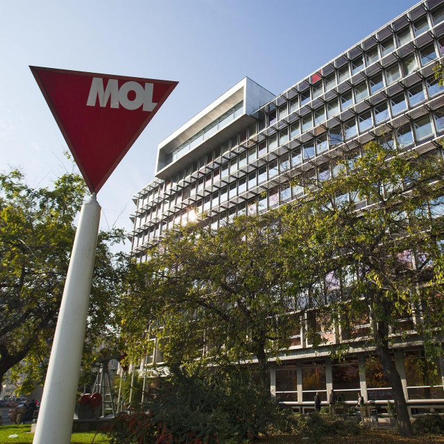 zgrada MOL-a u Budimpešti
