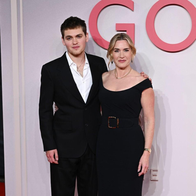 Glumica je na premijeru filma stigla sa sinom Joeom Alfijem