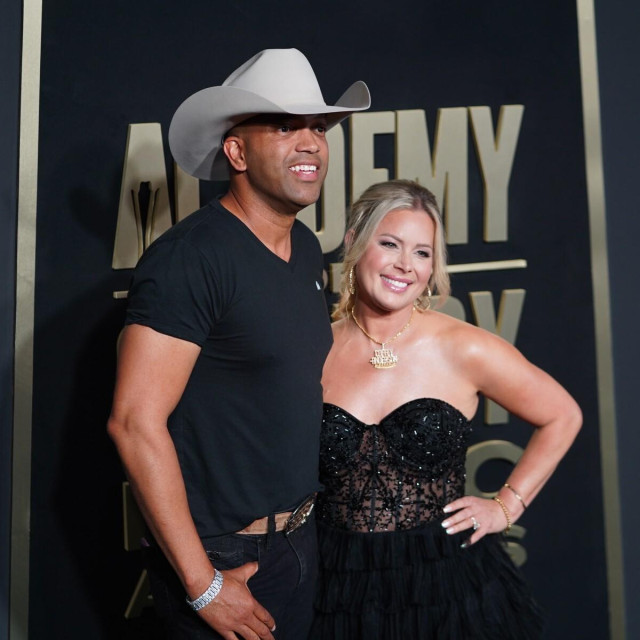 Coffey Anderson i Criscilla Crossland Anderson