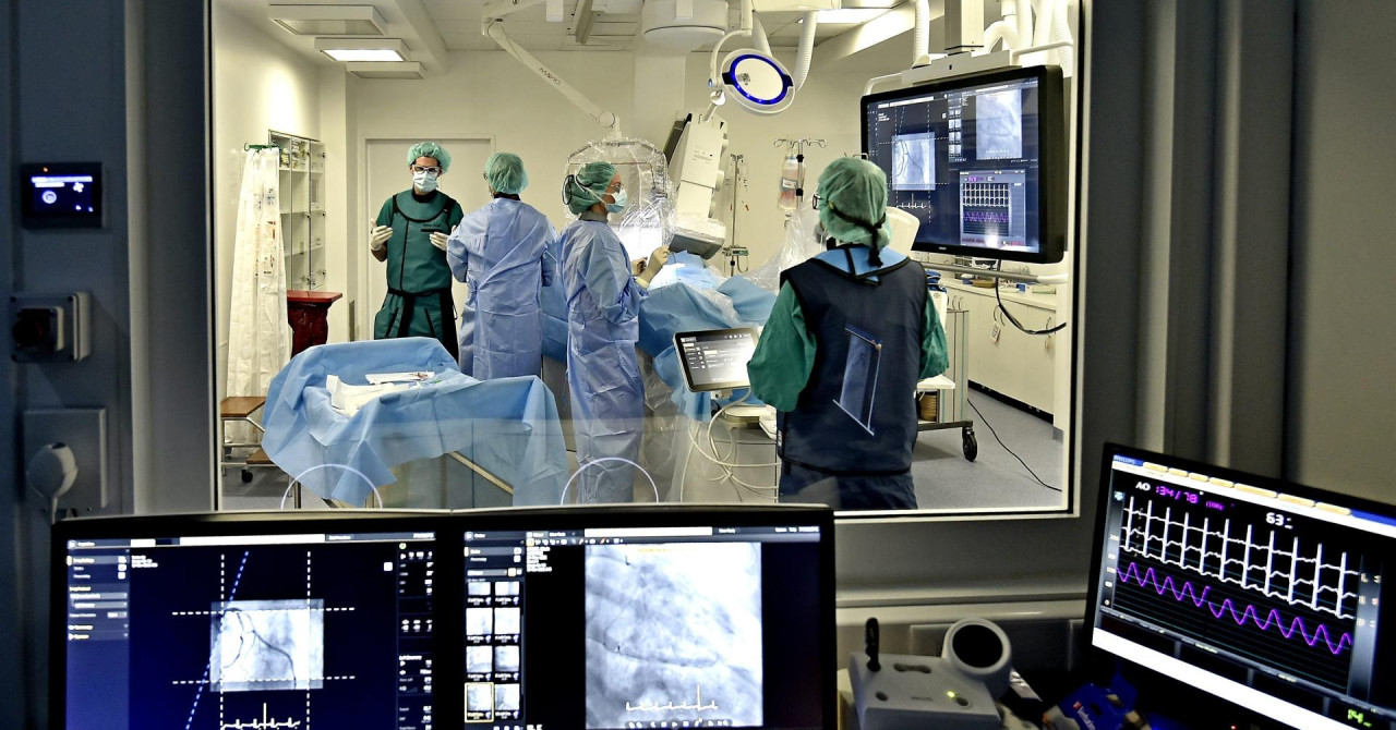 V splitski bolnišnici uspešno odstranili 3,3 kilogramov težak tumor