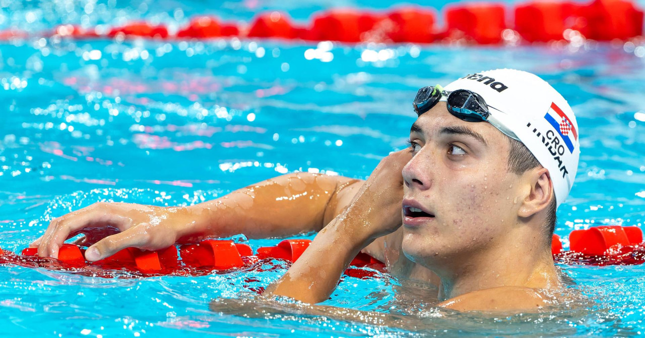 Jere Hribar se uvrstil v polfinale na 100 metrov prosto na Evropskem prvenstvu