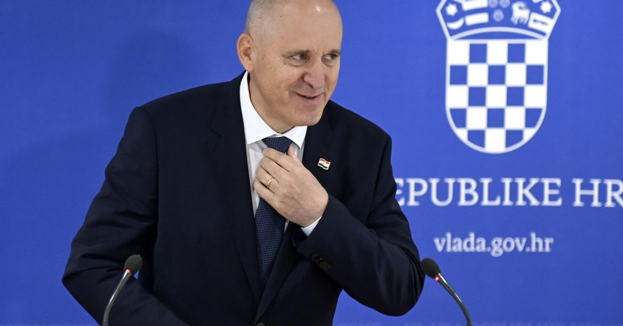 Bačić zagovarja zakone o prostorskem urejanju kljub protestom in nasprotovanju stroke