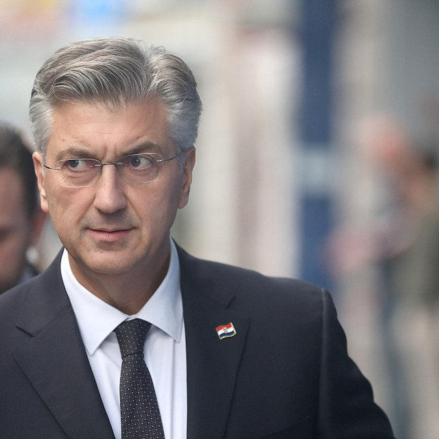 Zagreb, 031125.
HDZ, Gunduliceva.
Sjednica Predsjednistva i Nacionalnog odbora HDZ-a.
Na fotografiji: Andrej Plenkovic.