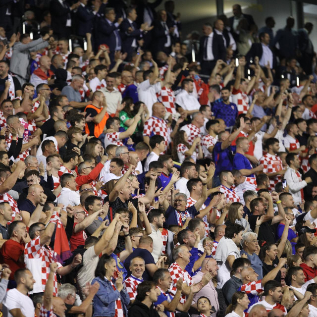 Navijači Hrvatske na Maksimiru